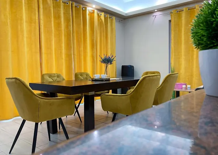 Luxury * Zamárdi